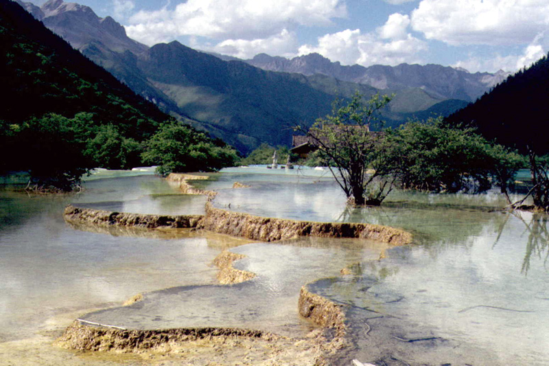 Jiuzhaigou - Photo 6